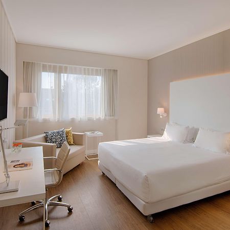 Hotel NH Torino Centro Esterno foto